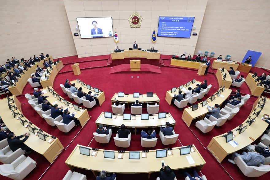 251230_전라남도의회_본회의장_사진1111.jpg