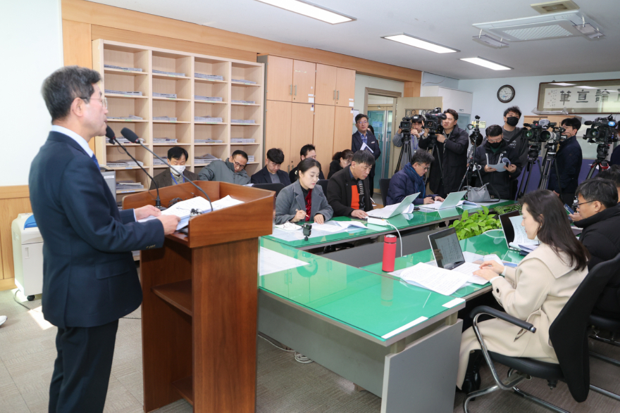 1. 광양시 광양항 북극항로 거점항만 육성 국가 차원 투자 촉구 - 철강항만과(현장사진2).JPG