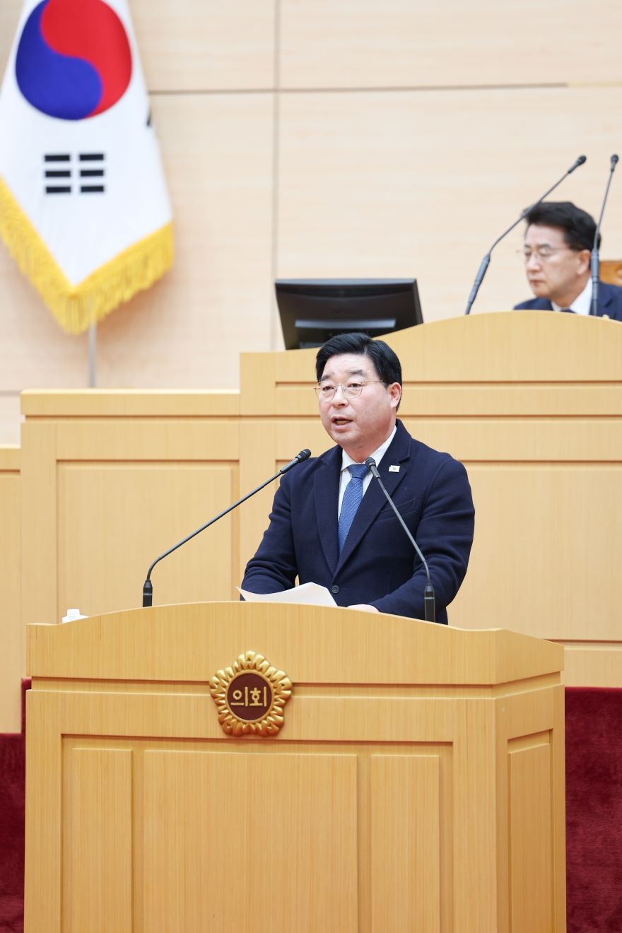 260209_신민호_의원_의대_2028개교촉구_건의안1.jpg