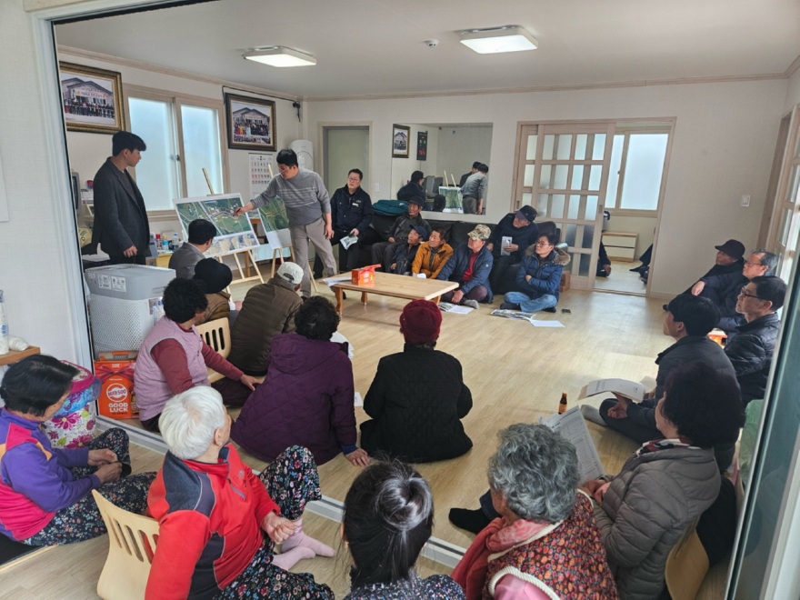 3. 고흥군, 동강 덕암 소하천 정비사업 주민설명회 개최 (1).jpg