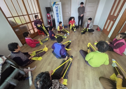 영암군보건소, 경로당 등 7곳 찾아 낙상 예방 교육